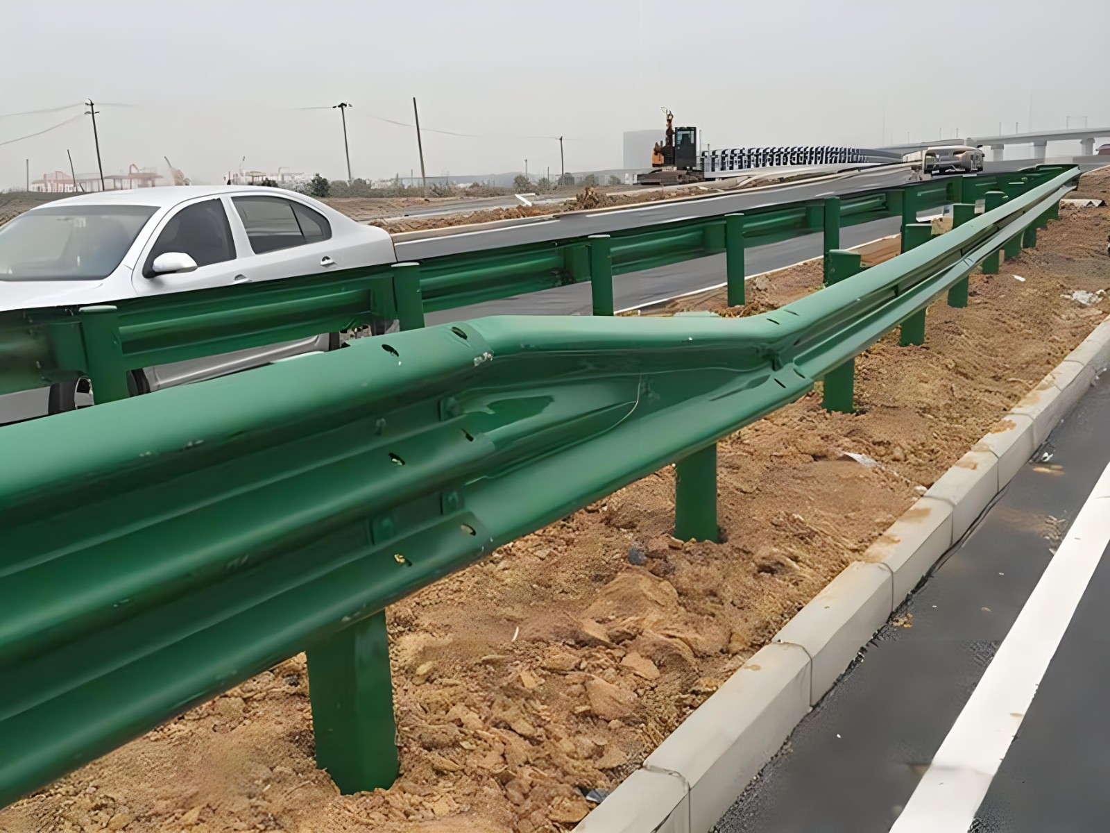 徐州高速波形护栏板日常维护方案确保道路安全新举措